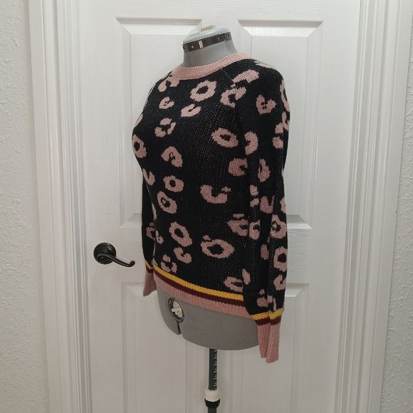 Andre by Unit Sweater (NWT) - Picture 13 of 15